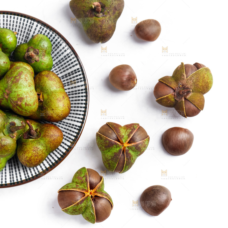 盘子里装着茶籽