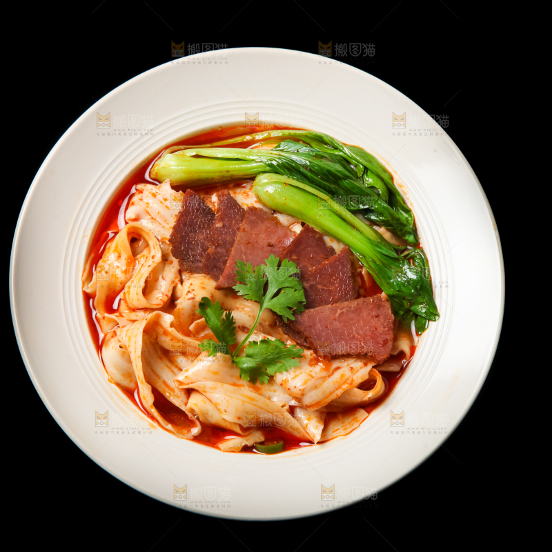 碗里的牛肉刀削面
