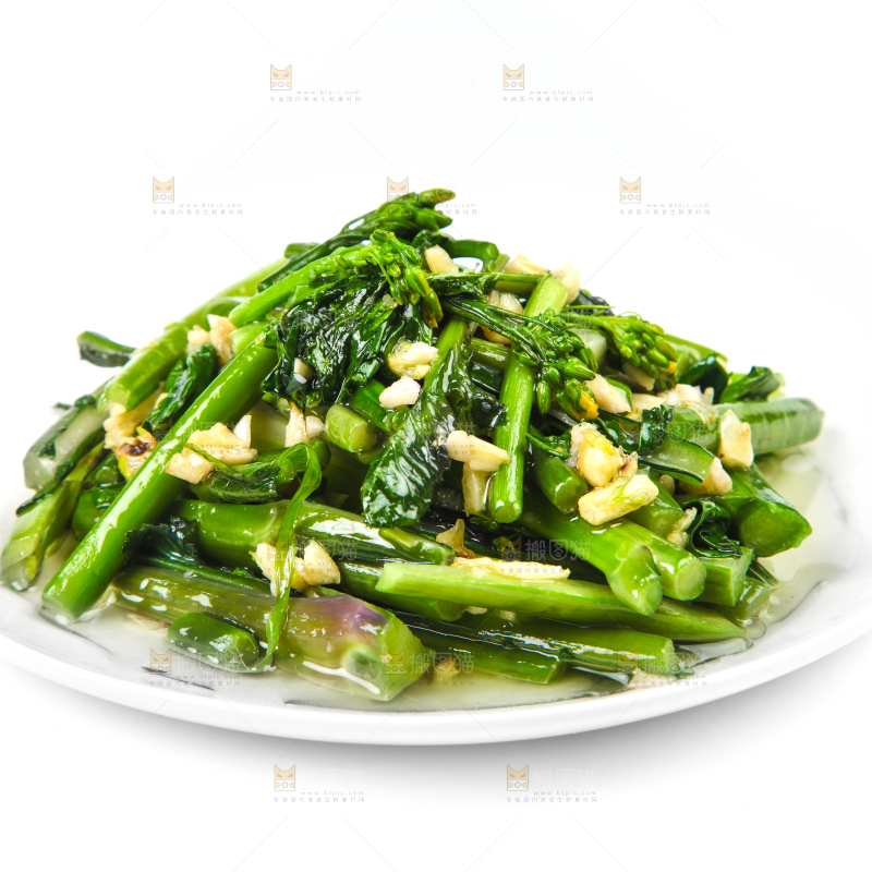 盘子里装着炒菜薹