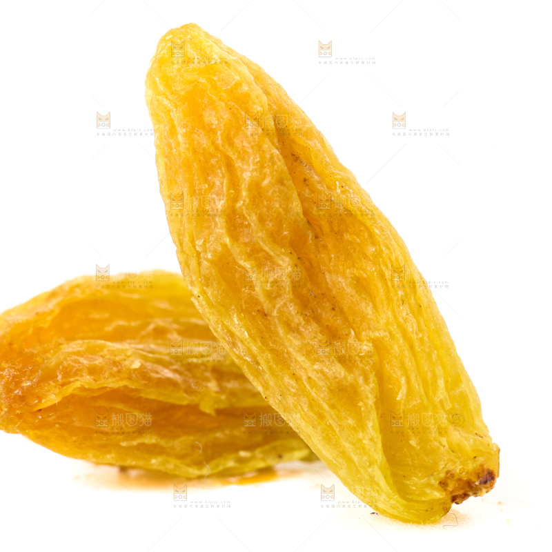白底上摆放着绿葡萄干