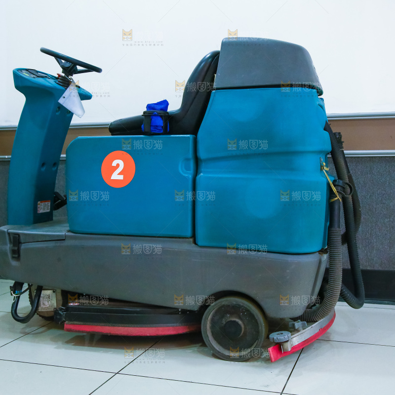 商场里的清洁车