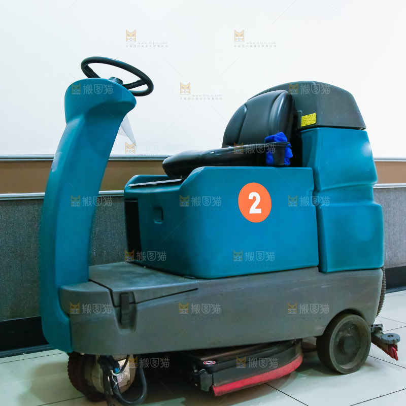 商场里的清洁车
