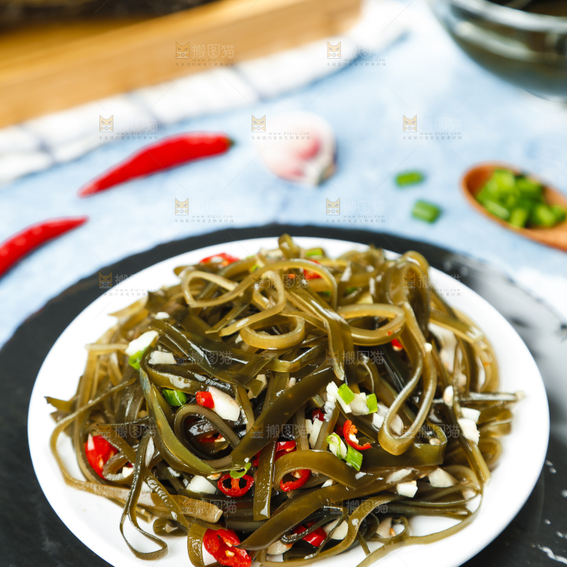 一盘凉拌海带
