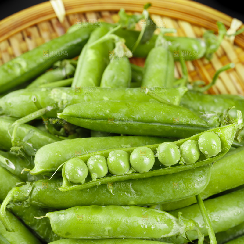 篮子里装着豌豆