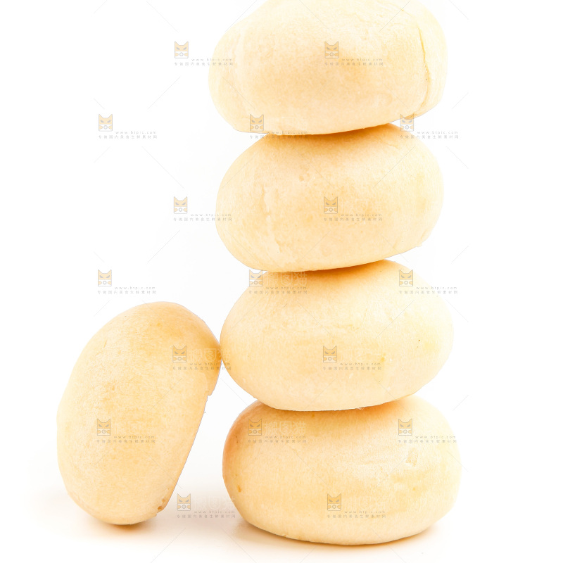 白底上的绿豆饼