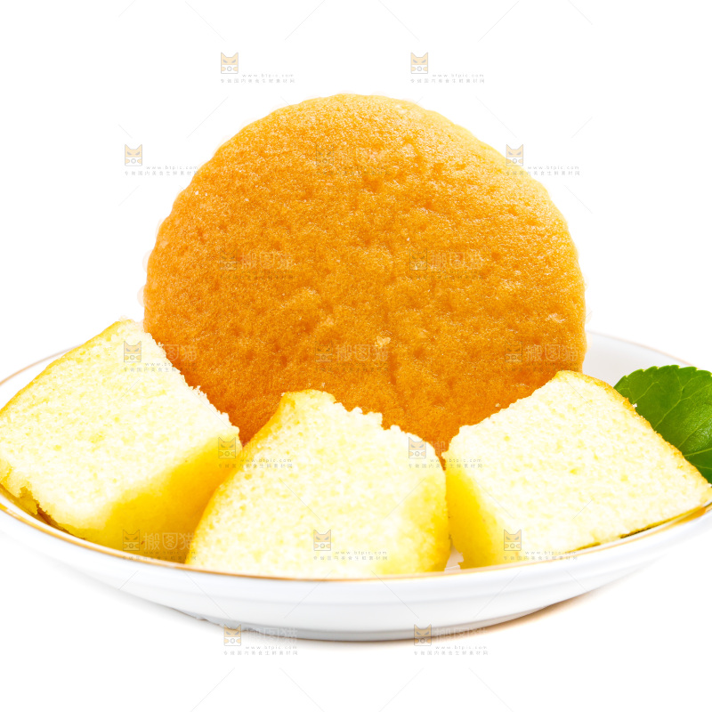 白底上的鸡蛋糕