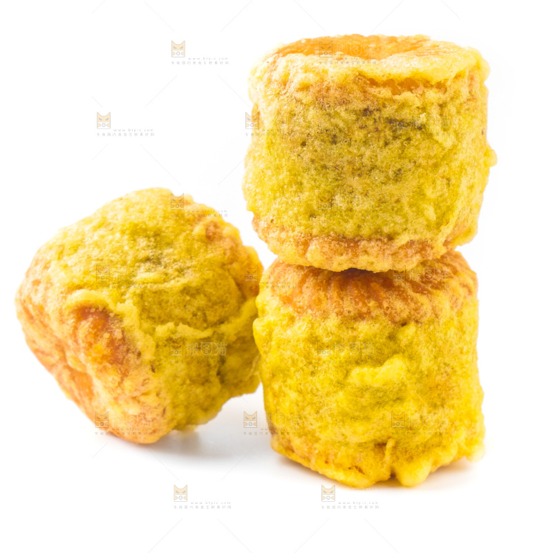 白底上的绿豆饼