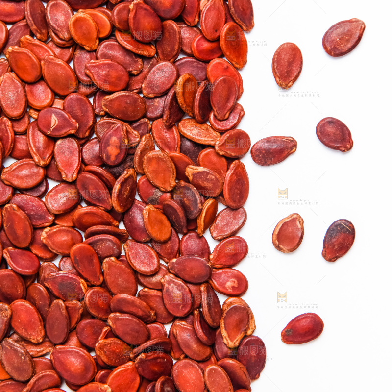 白底上放着红瓜子