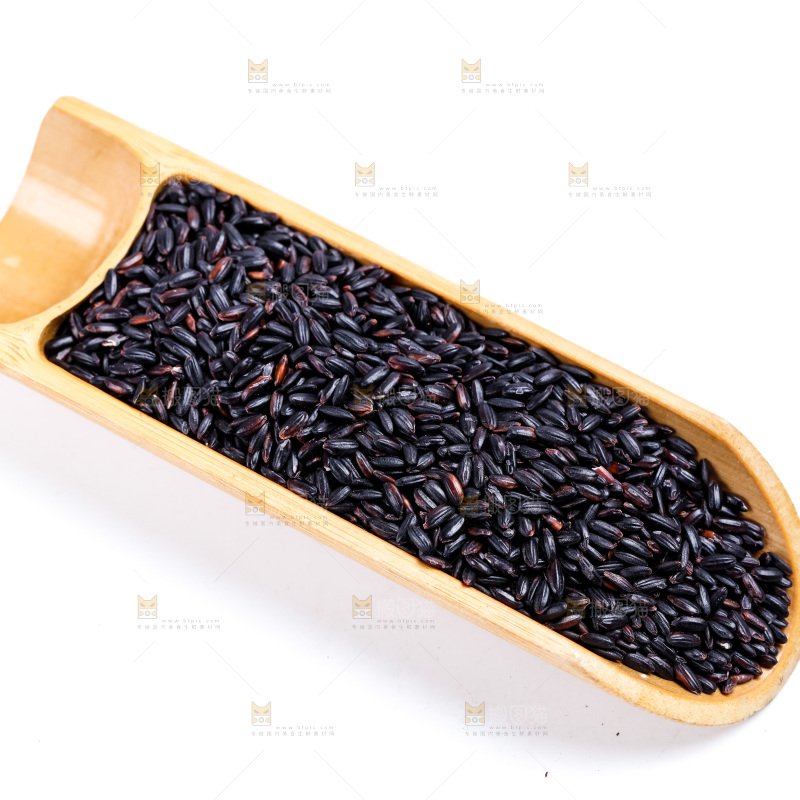 白底上的东北黑米