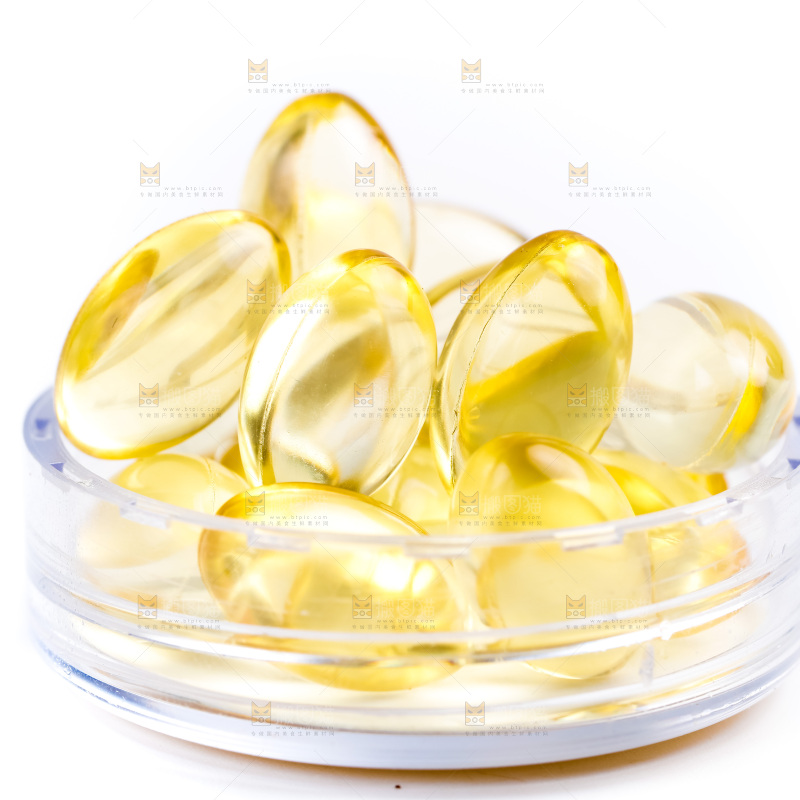 白底上的鱼肝油
