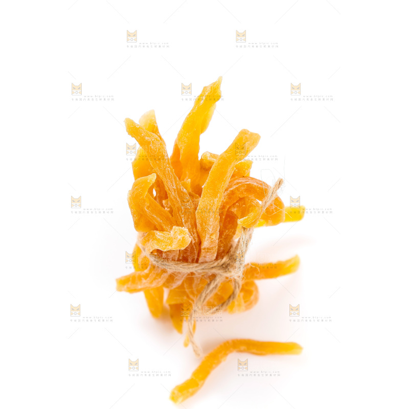 白底上放着红薯干