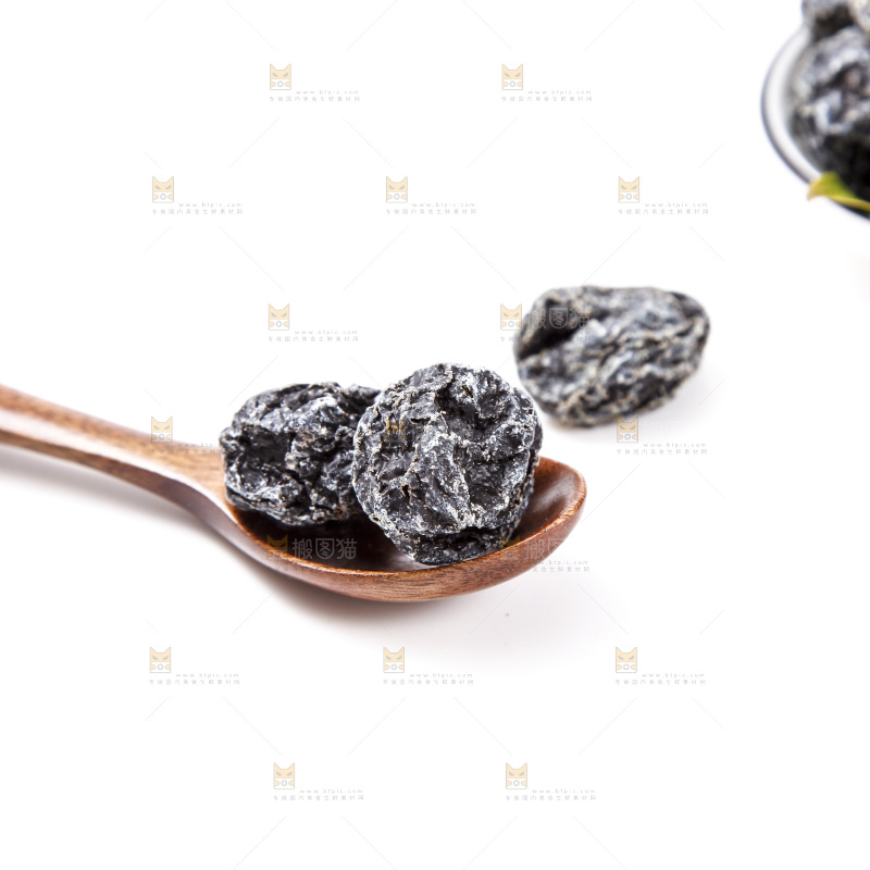 白底上的话梅