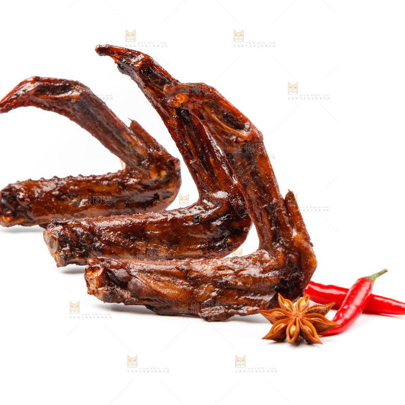 白底上的红烧鸭翅