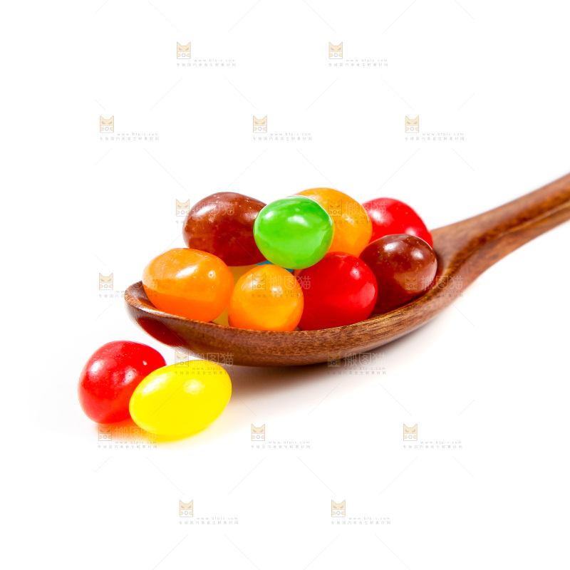 白底上的彩虹豆