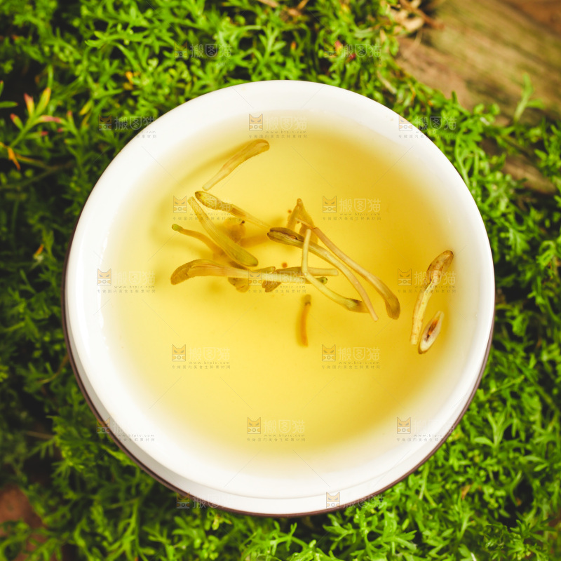 一杯金银花茶
