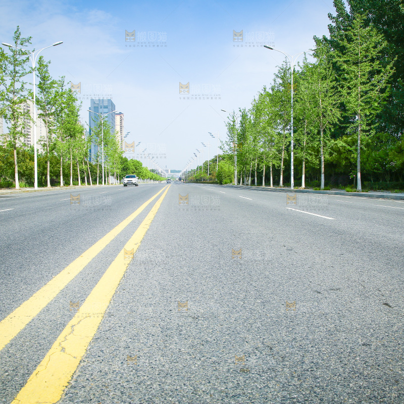 宽敞的道路