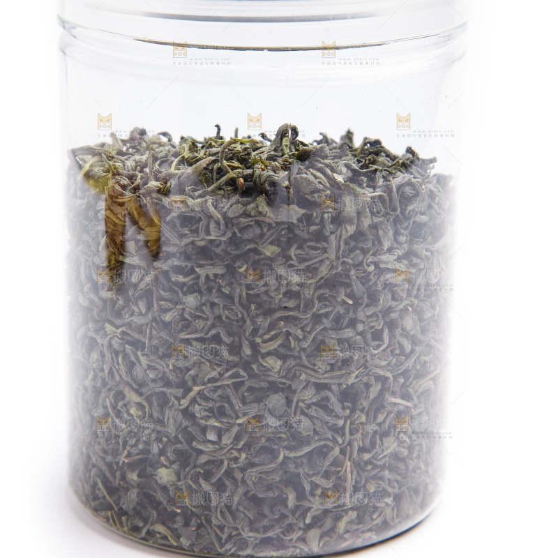 瓶子里装着茶叶