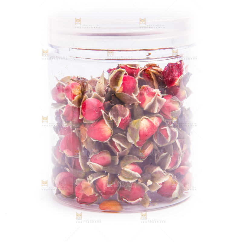 瓶子里装着玫瑰花茶