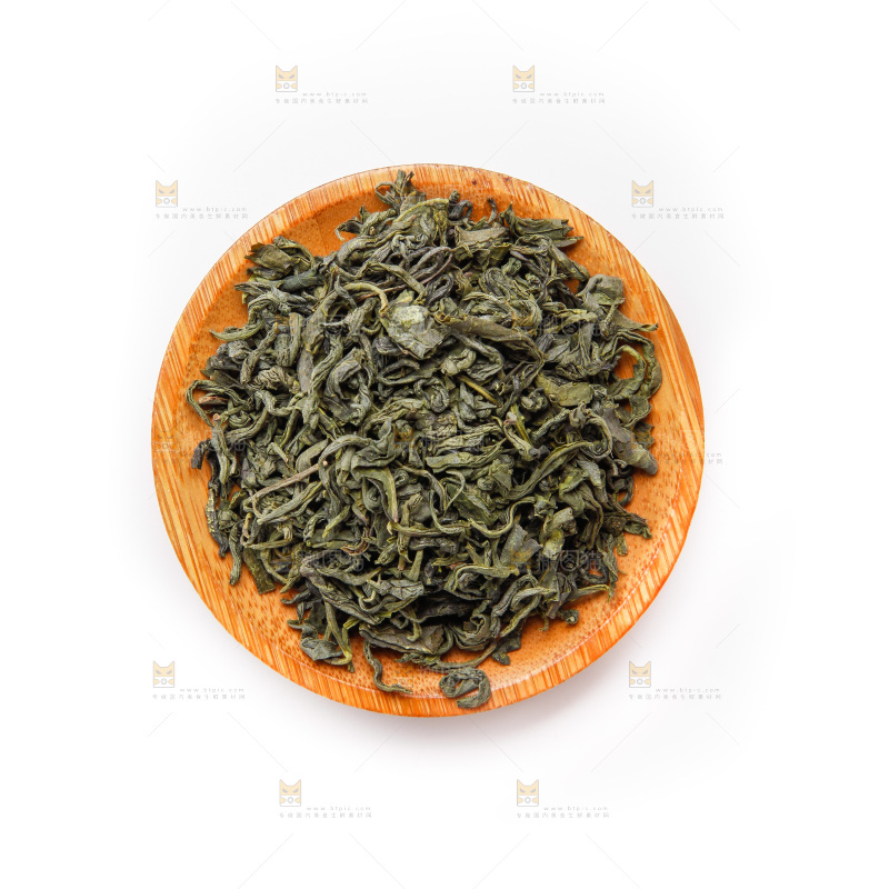 碟子里装着茶叶