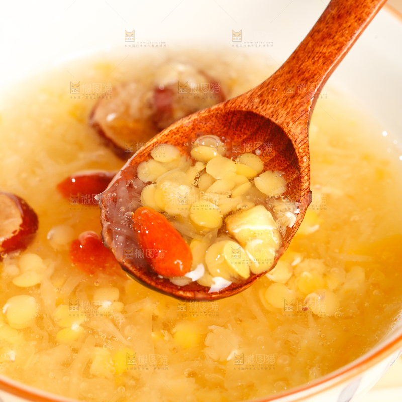 一碗红扁豆银耳羹