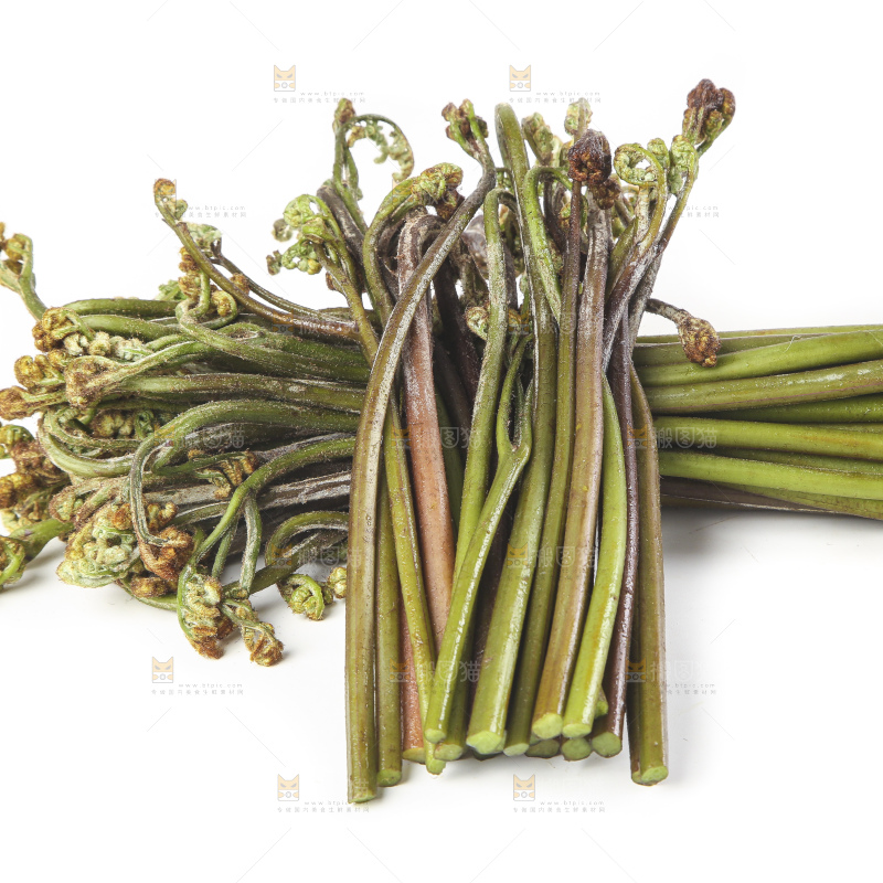 白底上放着拳头菜