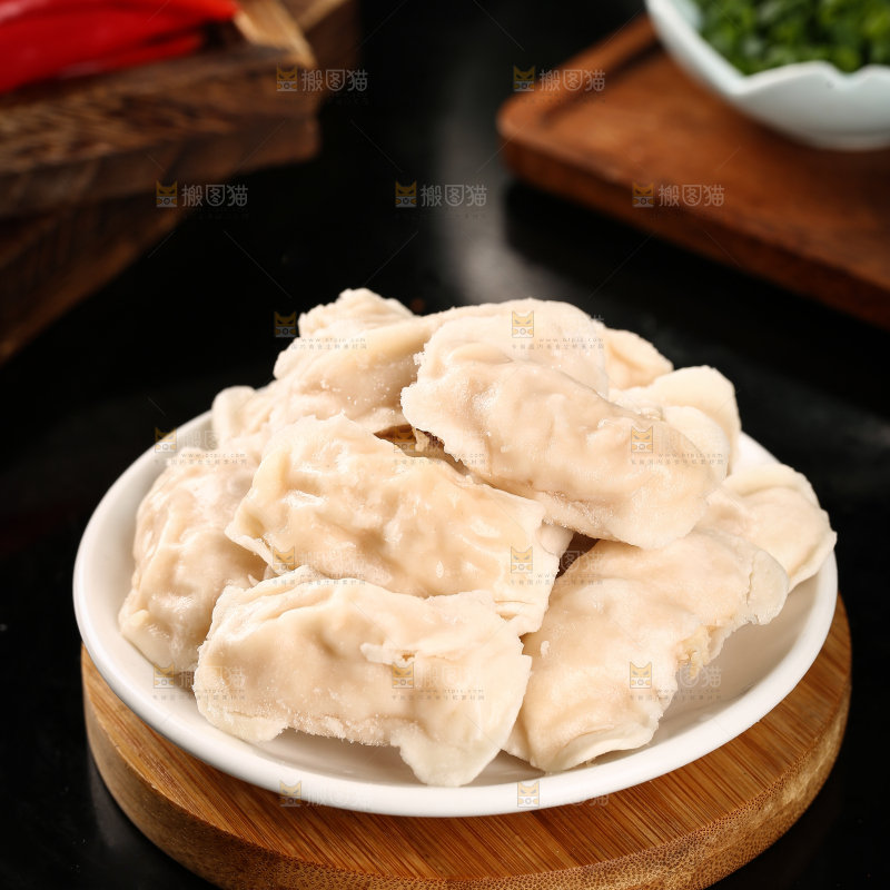 一盘迷你虾米饺
