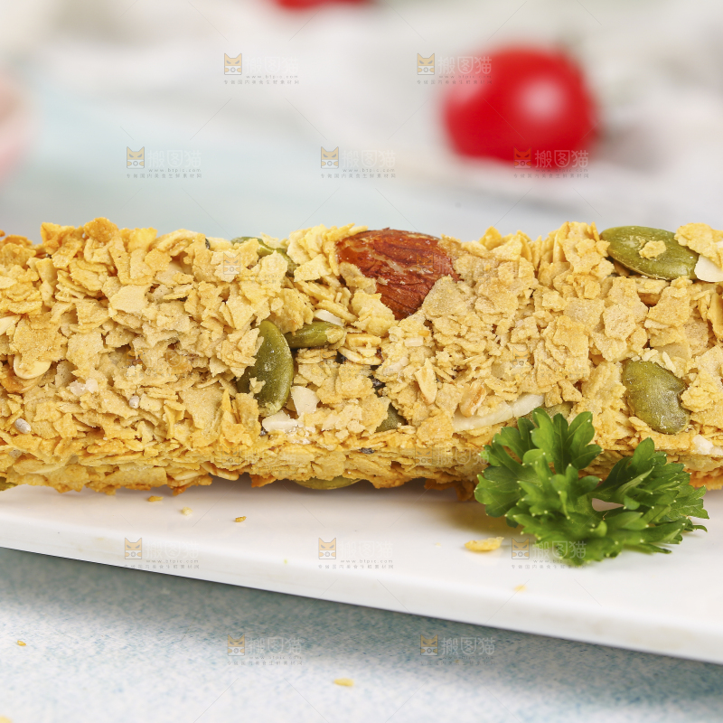 白底上的燕麦棒