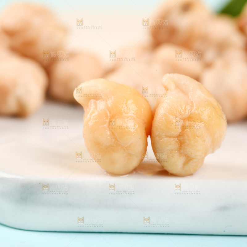 石垫上的鹰嘴豆