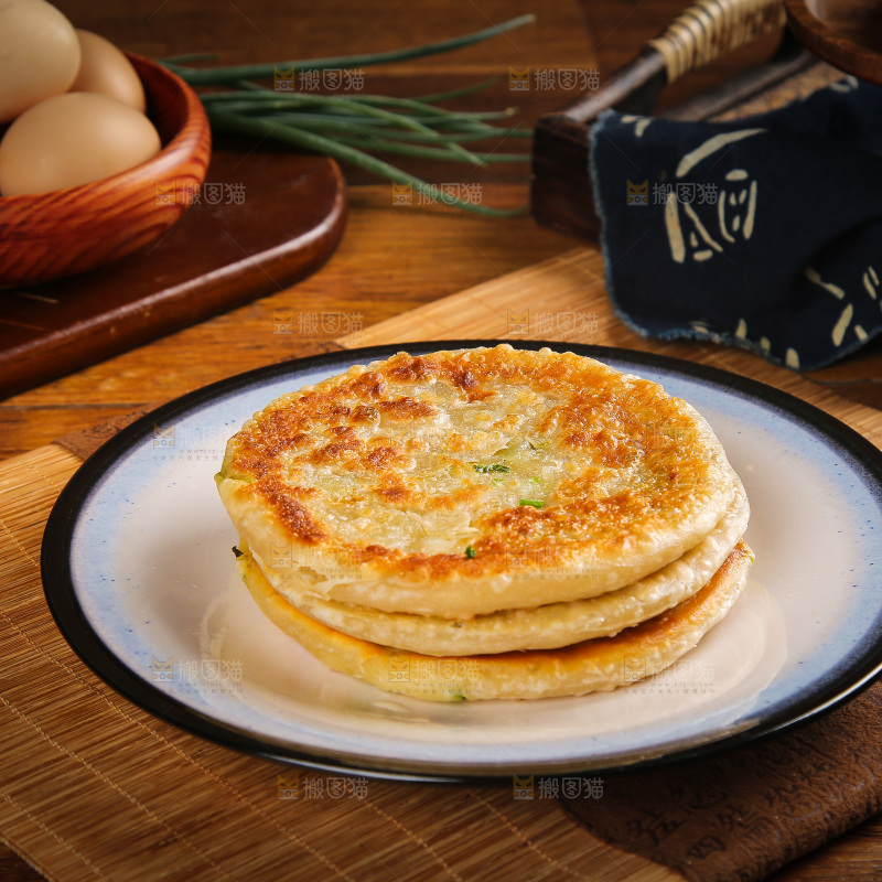 一盘香煎葱油饼