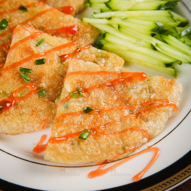 一盘葱油饼