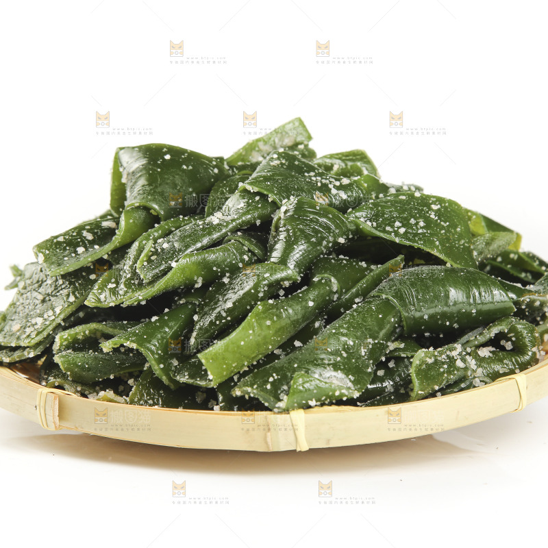 一篮盐渍海带结