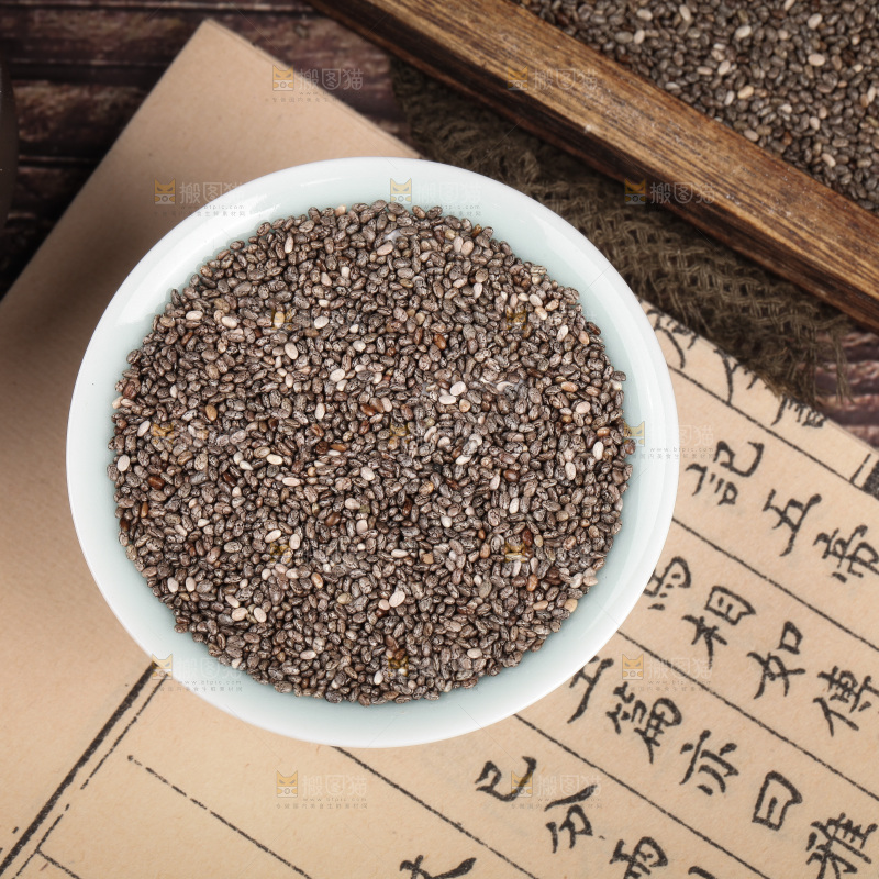 一碗奇亚籽