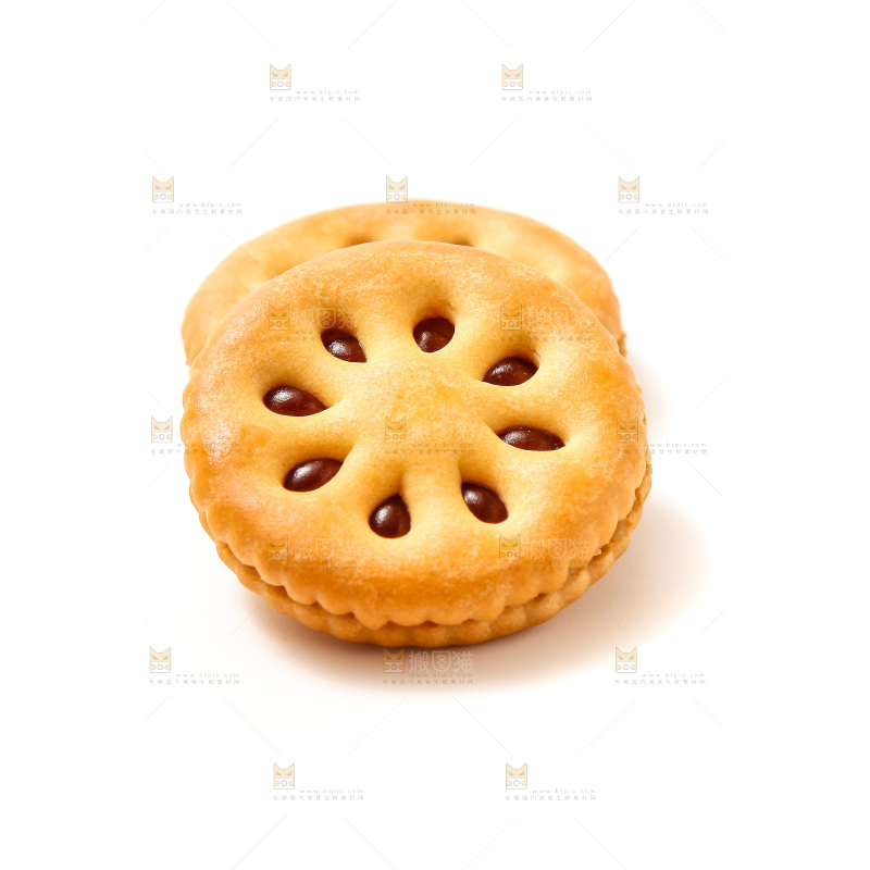 白底上的果酱夹心饼干