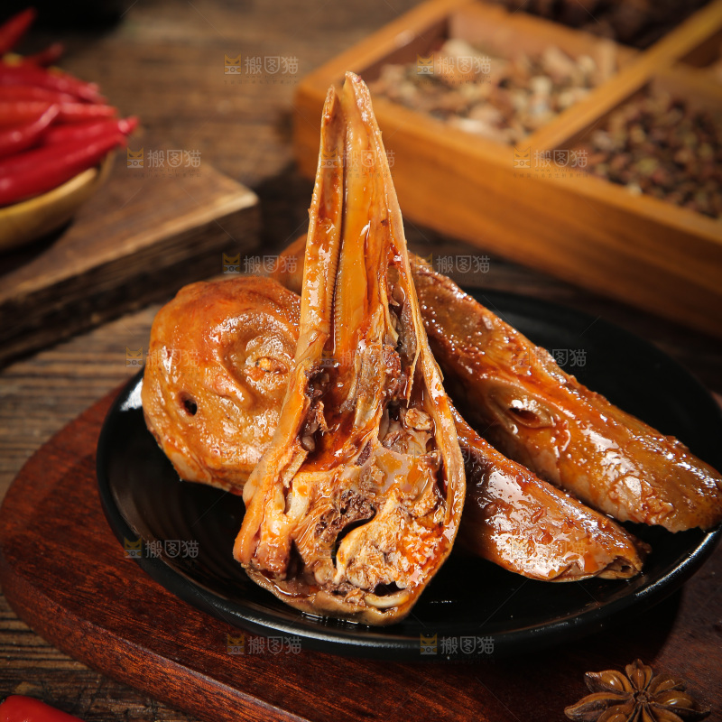 一盘香辣鸭头