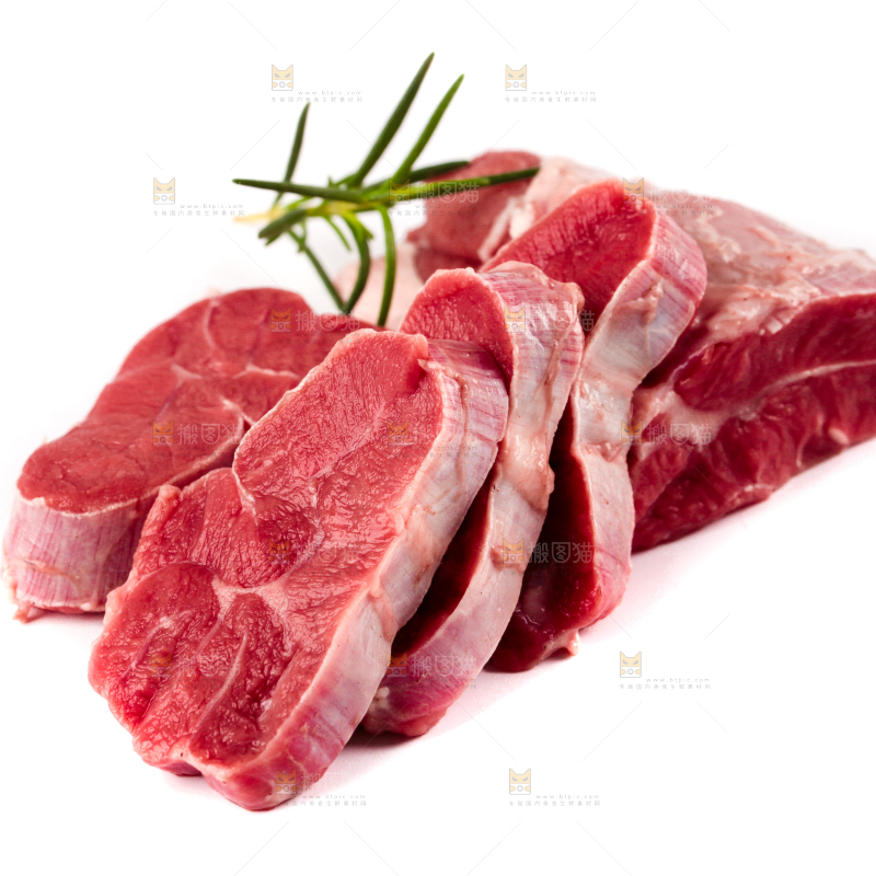 白底上放着切块的牛腱子肉