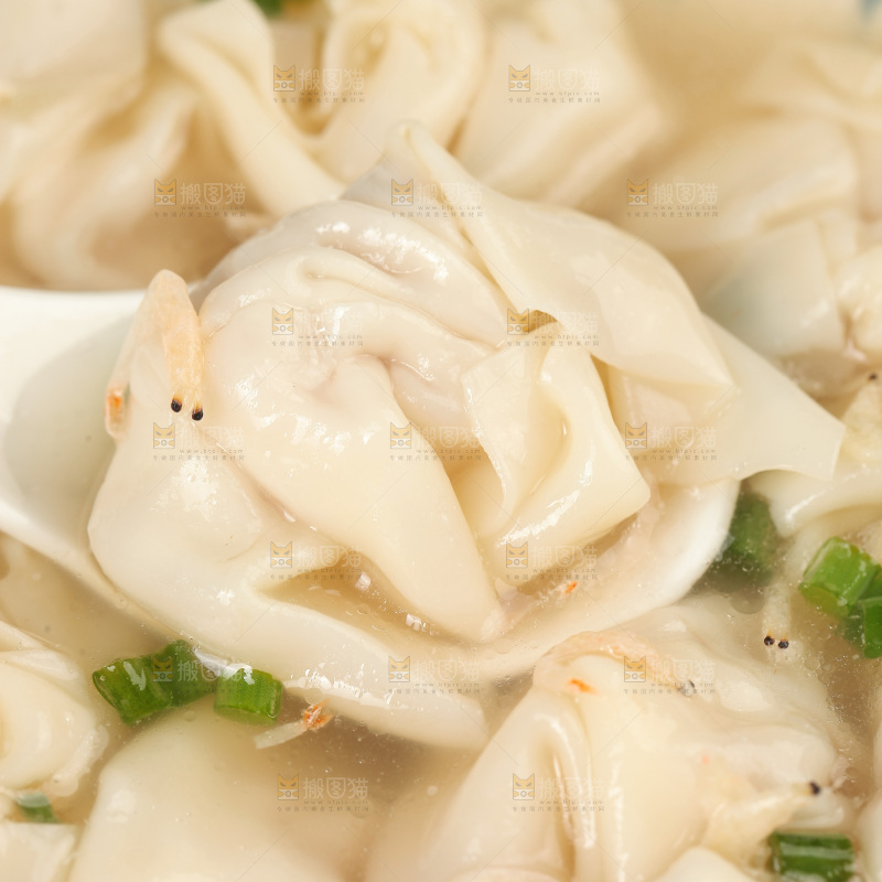 一碗鲜汤馄饨