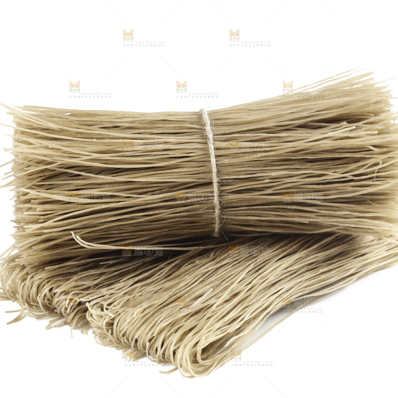 白底上放着一堆红薯粉丝