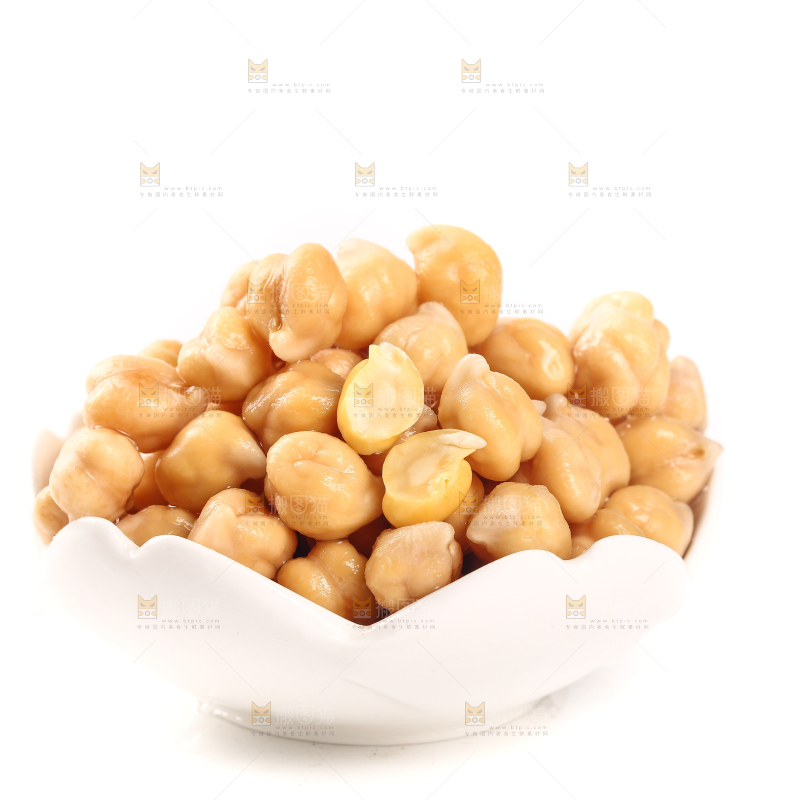 白底上放着鹰嘴豆