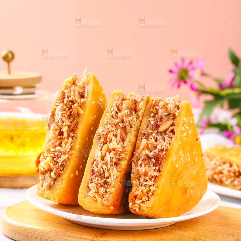 盘子里装着拖罗饼