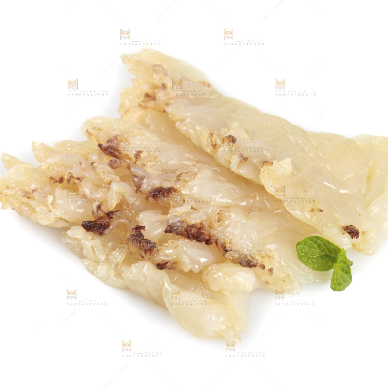 白底上的海蜇皮