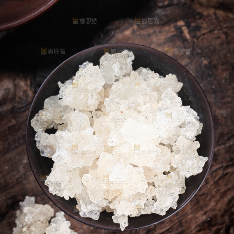 木底上一碗拉丝雪燕