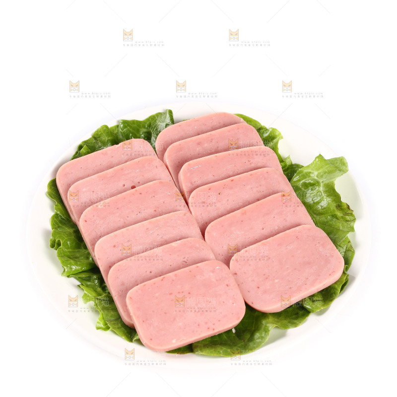 白底上放着一盘午餐肉切片