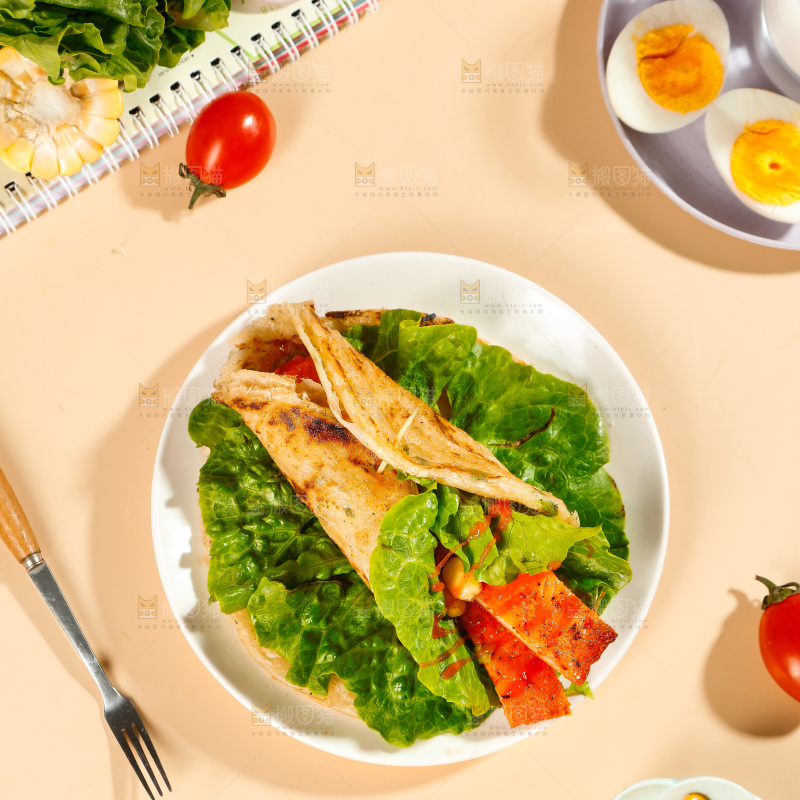 盘子里的手抓饼