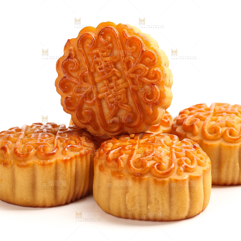 白底上的广式蛋黄月饼