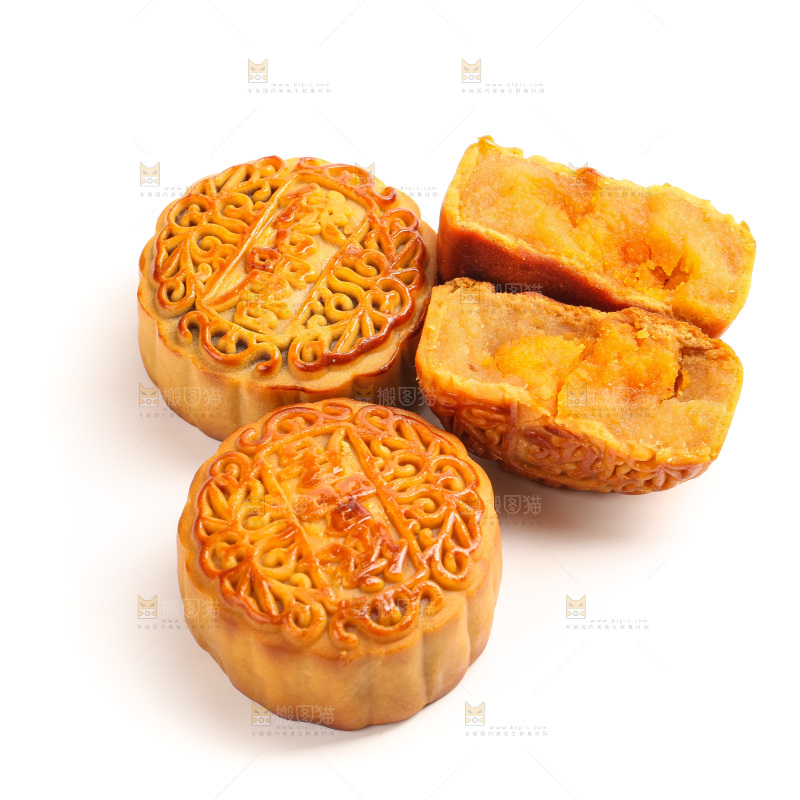 白底上的广式蛋黄月饼