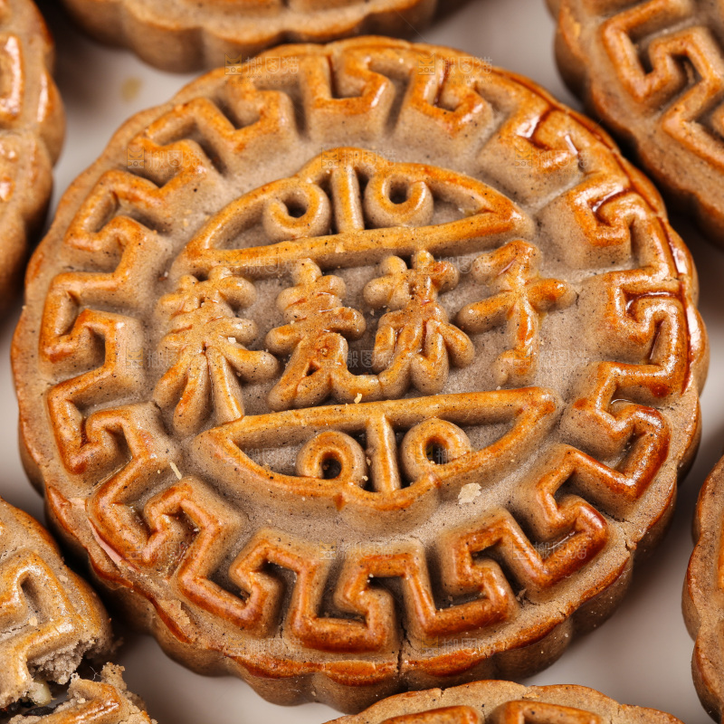 盘子里的荞麦苏子月饼
