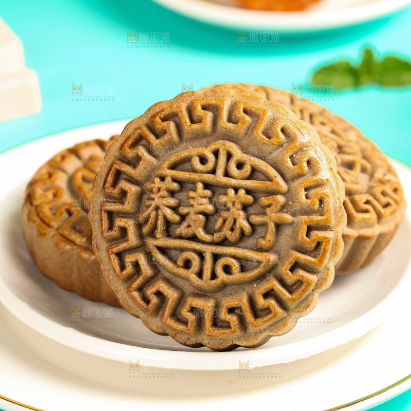 盘子里的荞麦苏子月饼