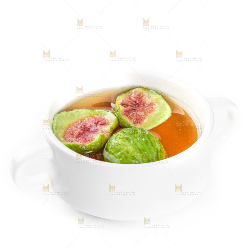白底上放着无花果茶