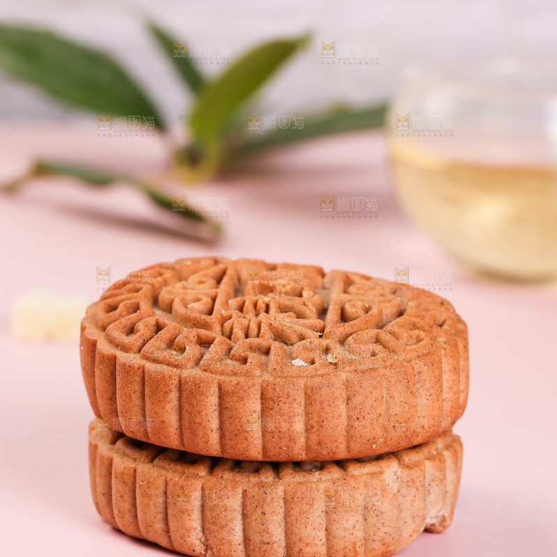 浅底上的荞麦五仁月饼
