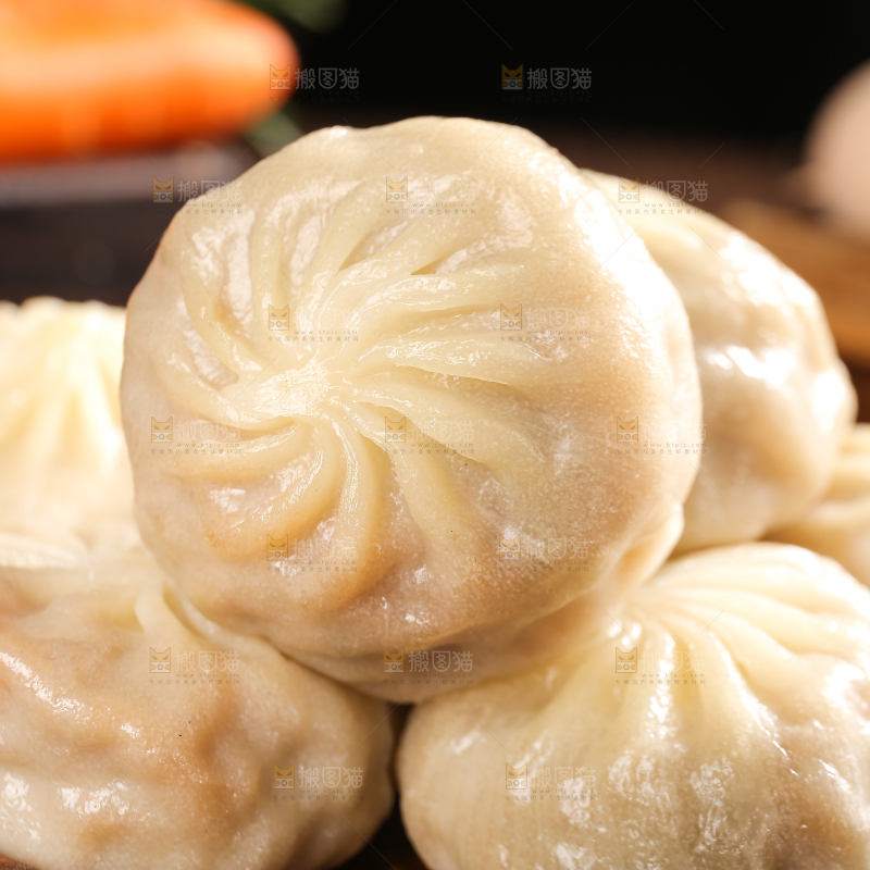 盘子里的包子